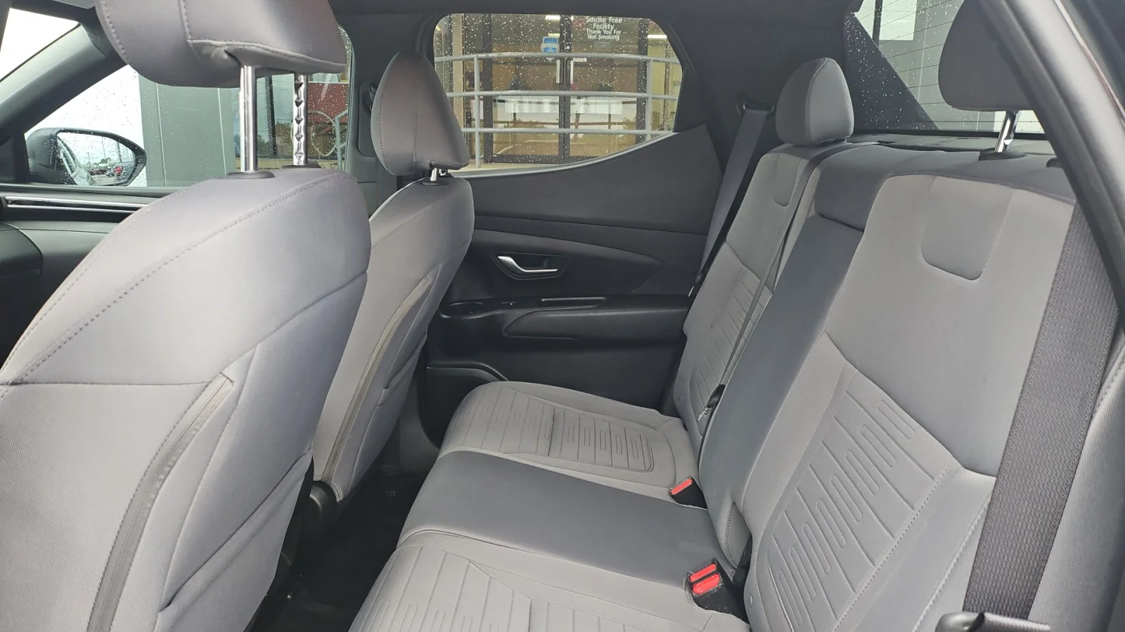 Used 2023 Black Hyundai SEL image 13
