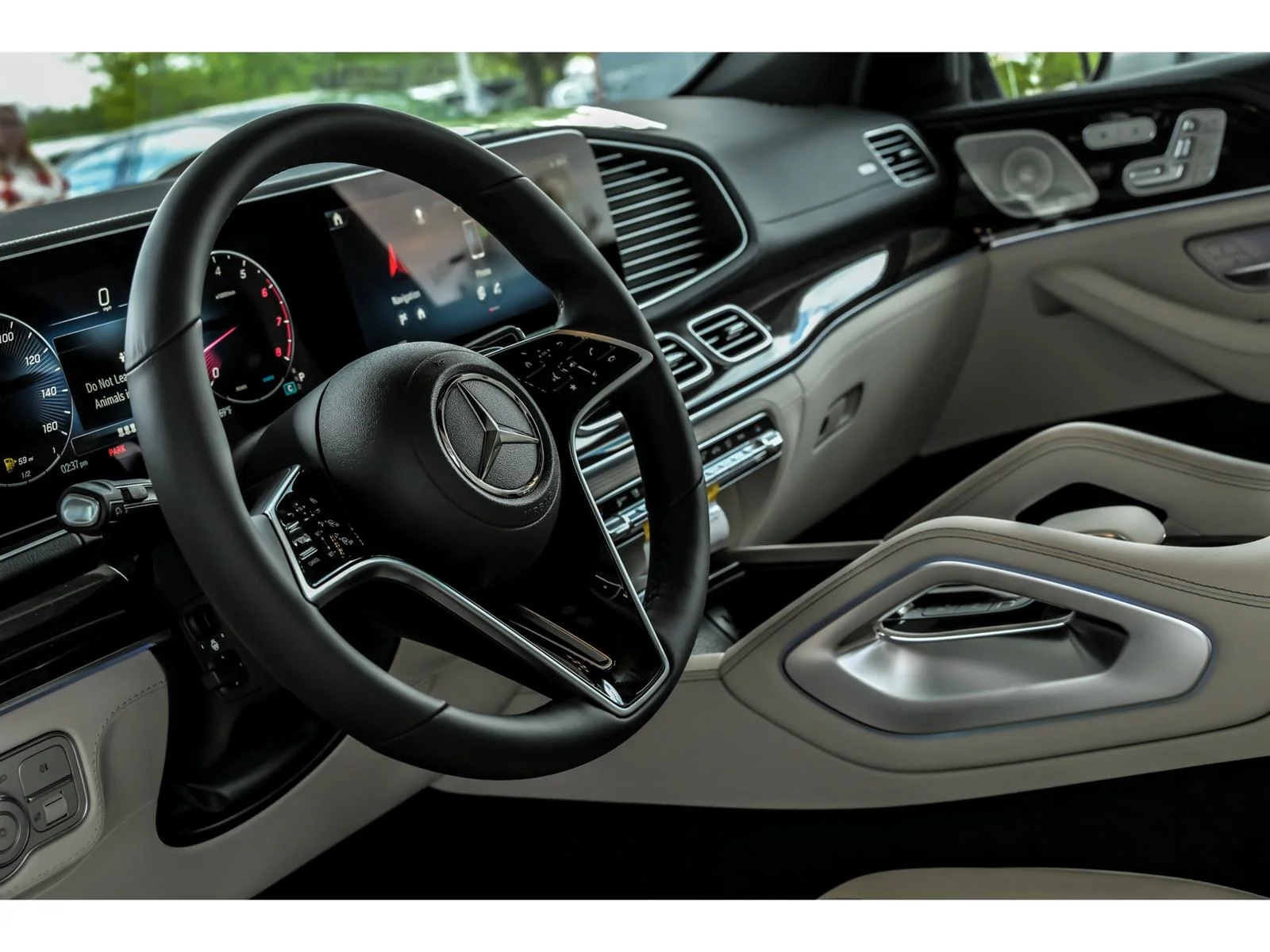 New 2026 Selenite Grey Metallic Mercedes-Benz GLE 450 4MATIC® image 10