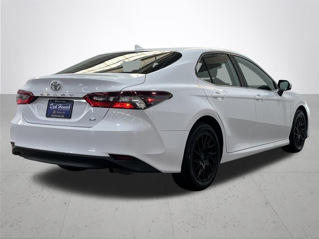 Used 2023 Ice Toyota LE image 10