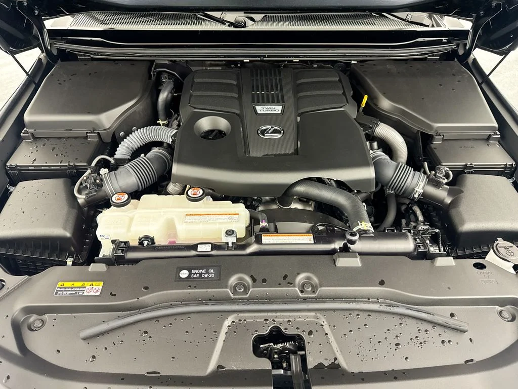 Used 2025 Black Lexus 550 Premium+ image 30
