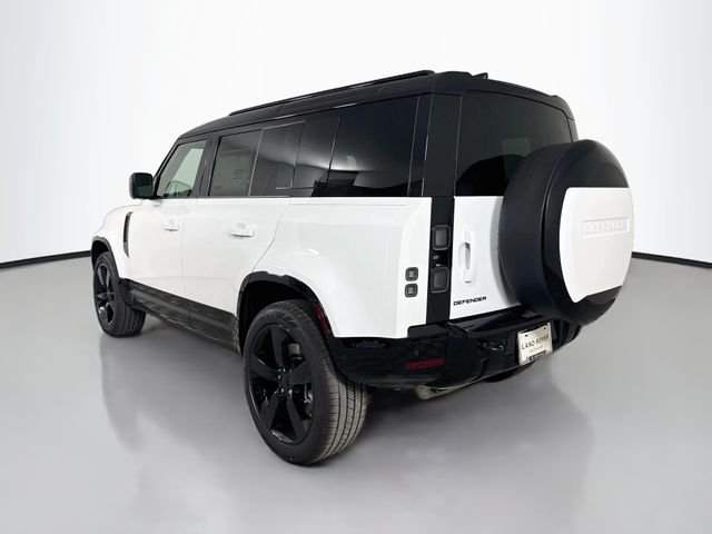 New 2026 Fuji White Land Rover X-Dynamic SE image 7