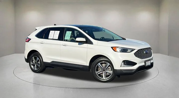 2023 Ford Edge