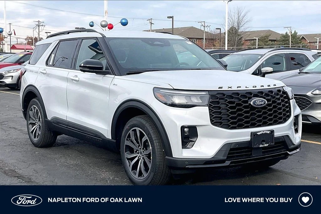 2026 Ford Explorer ST-LINE 4WD's photo