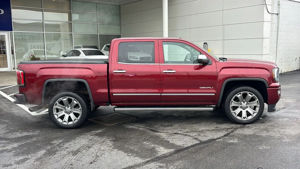 Used 2017 Red GMC Denali image 28