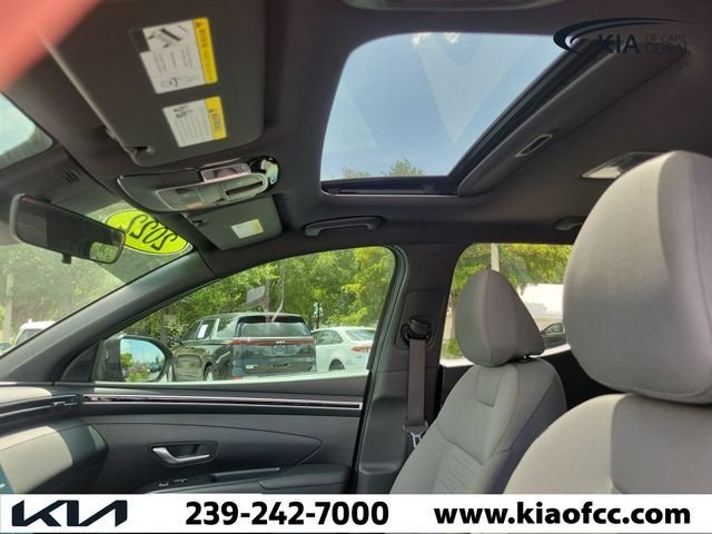 Used 2022 Phantom Black Hyundai SEL image 18