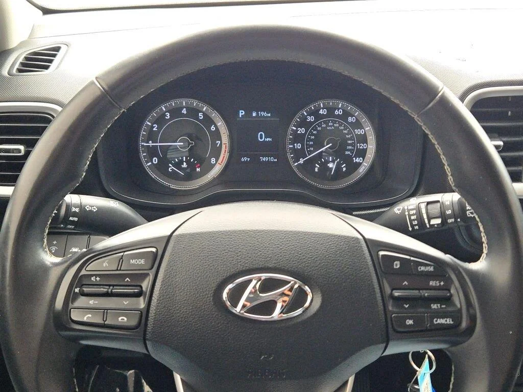 Used 2022 Ceramic White Hyundai SEL image 28