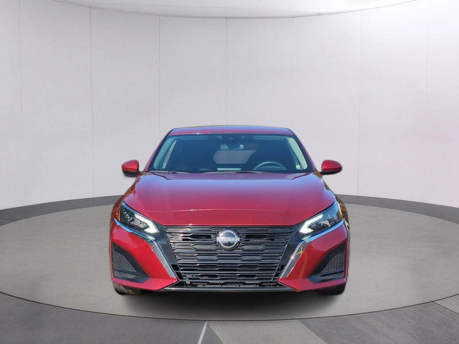 Used 2023 Scarlet Ember Tintcoat Nissan 2.5 SV image 10