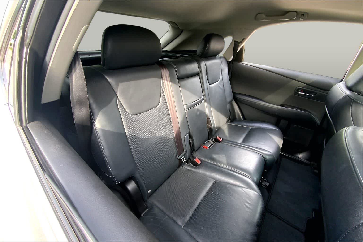 Used 2015 Silver Lining Metallic Lexus  image 20