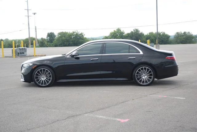 Used 2021 Black Mercedes-Benz S 580 image 21