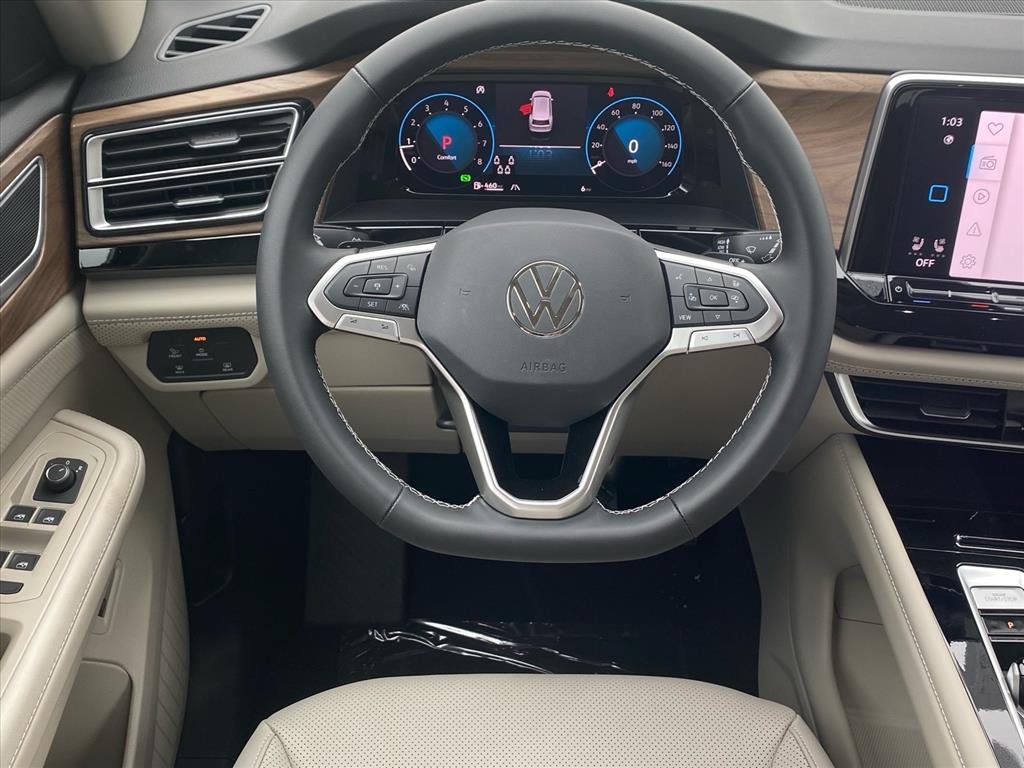 New 2026 Green Volkswagen 2.0T SE w/Technology image 4
