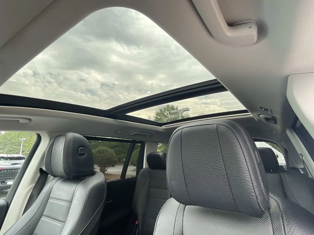 Used 2020  Mercedes-Benz GLS 580 image 20