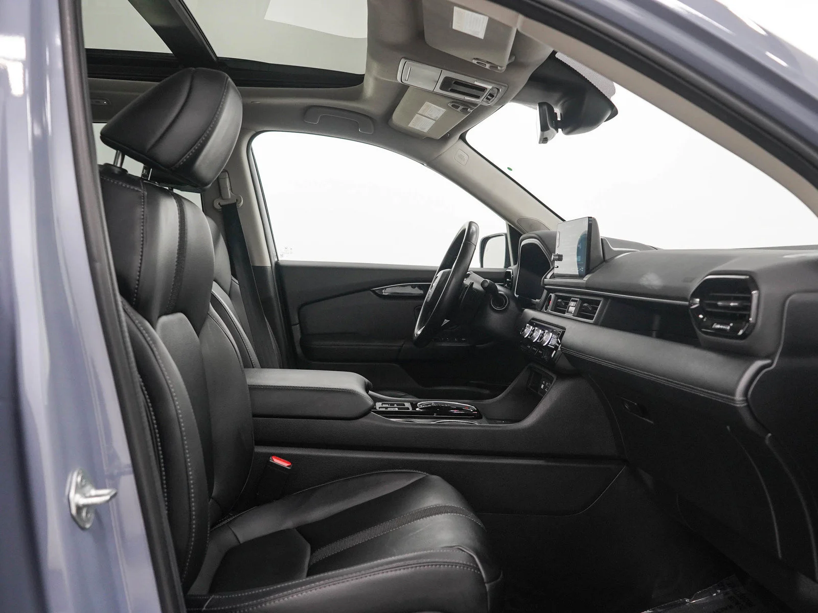 Used 2023 Gray Honda Touring AWD image 13