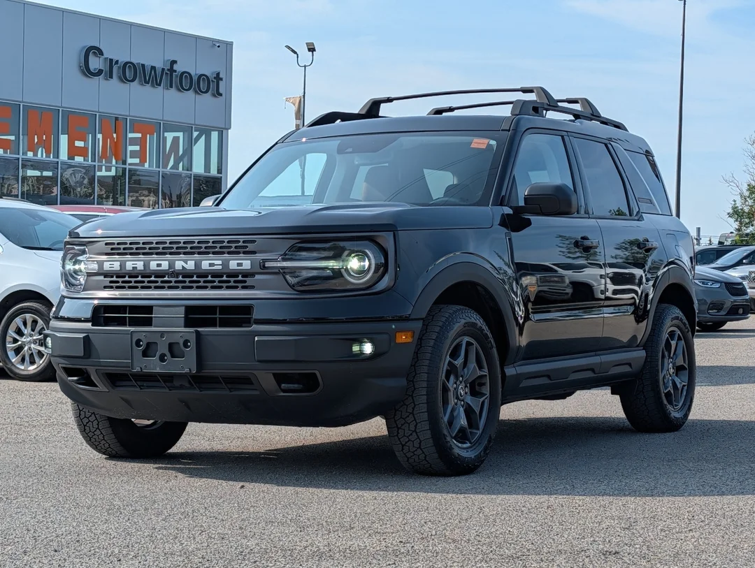 Certified Used 2023 Black Ford Badlands - - 4x4 - Power Sunroof - Fordpass Connect - Back Up Cam - Premium Pkg & More! image 4