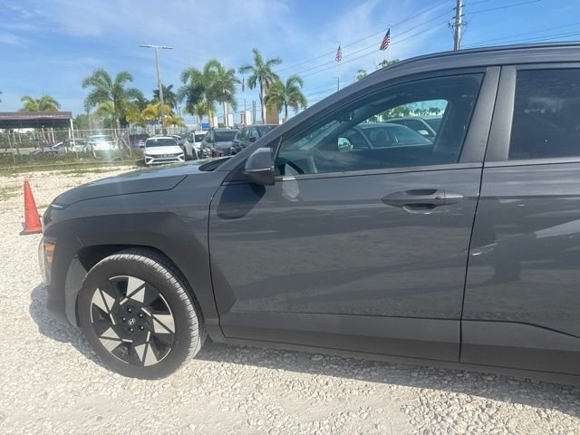 Used 2025 Gray Hyundai SEL image 10