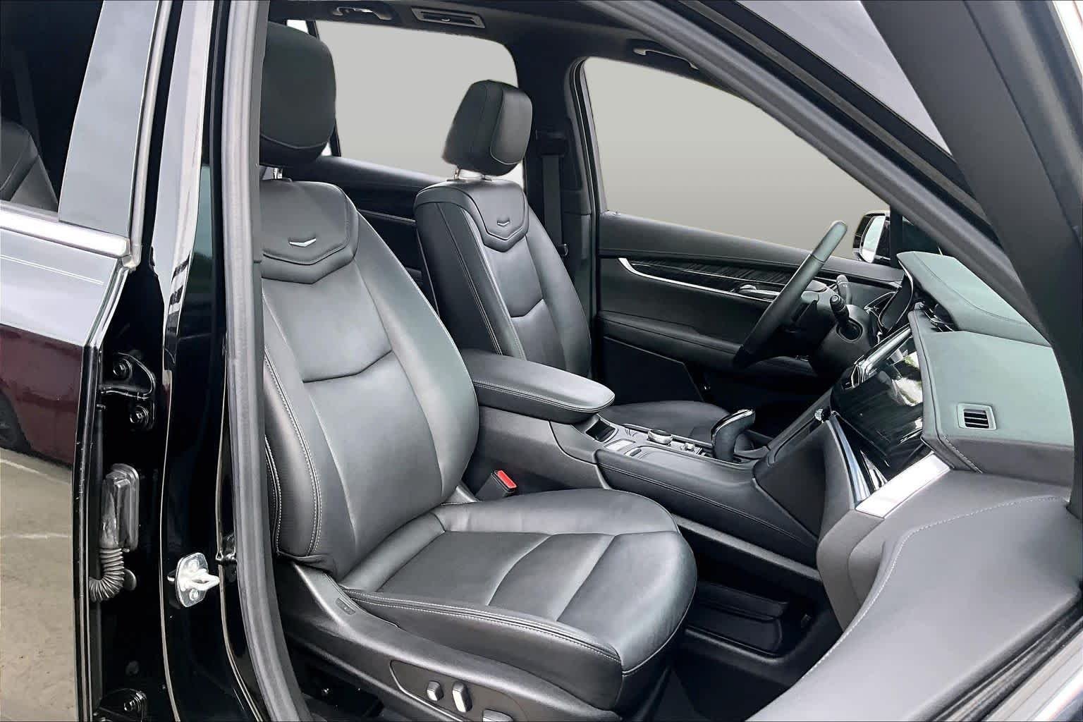 Used 2024 Stellar Black Metallic Cadillac FWD Premium Luxury image 8