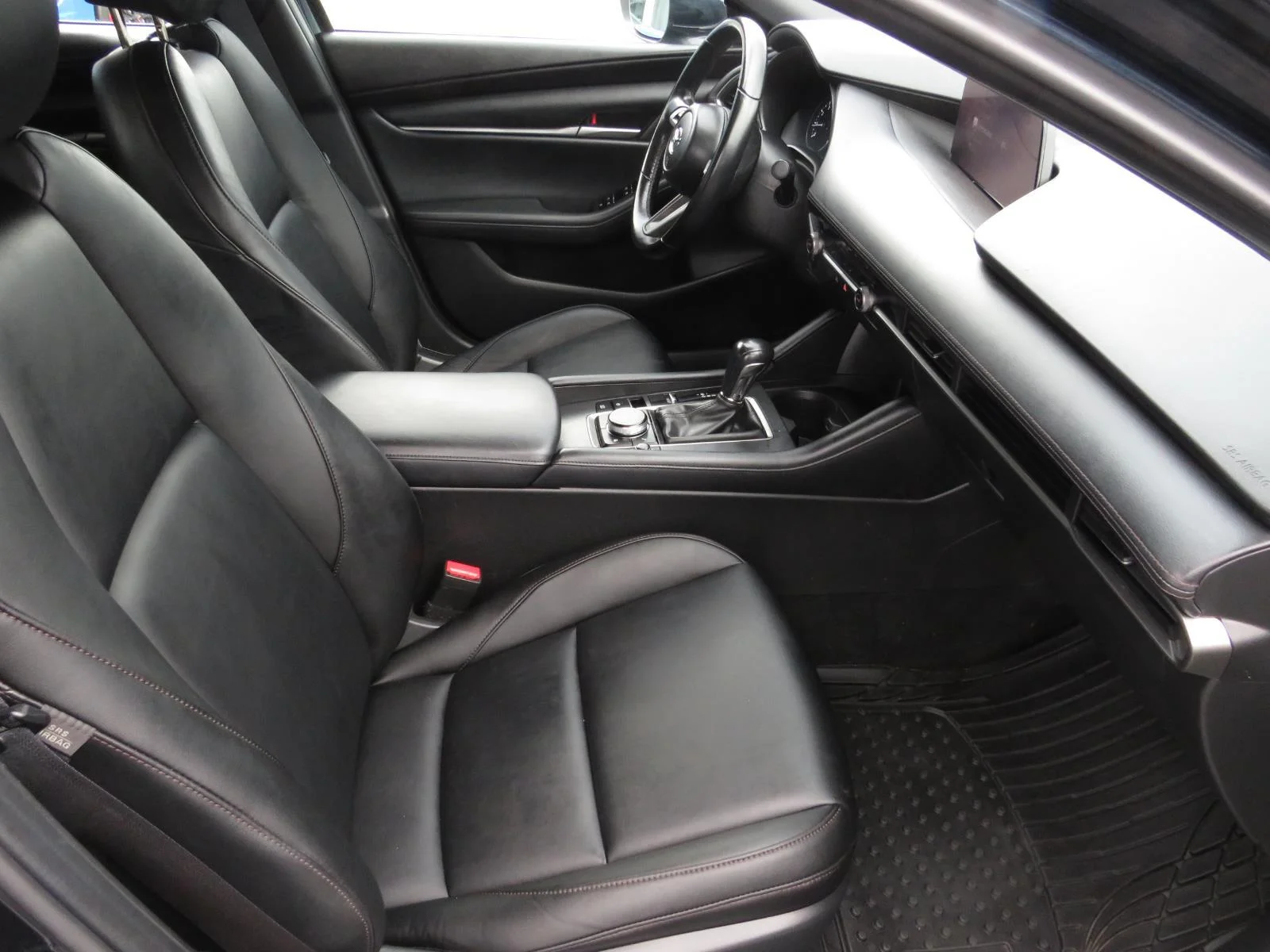 Used 2023  MAZDA  image 23