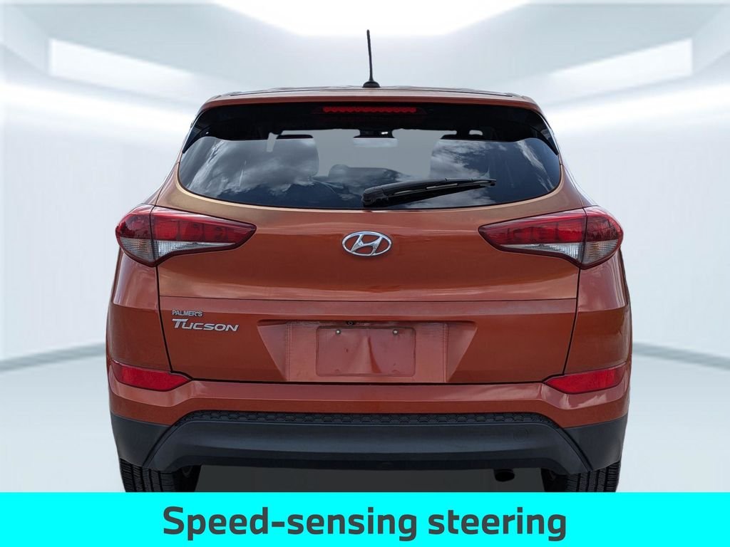 Used 2016 Orange Hyundai SE image 5
