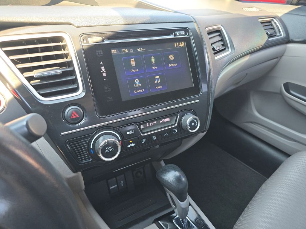 Used 2015  Honda EX image 25