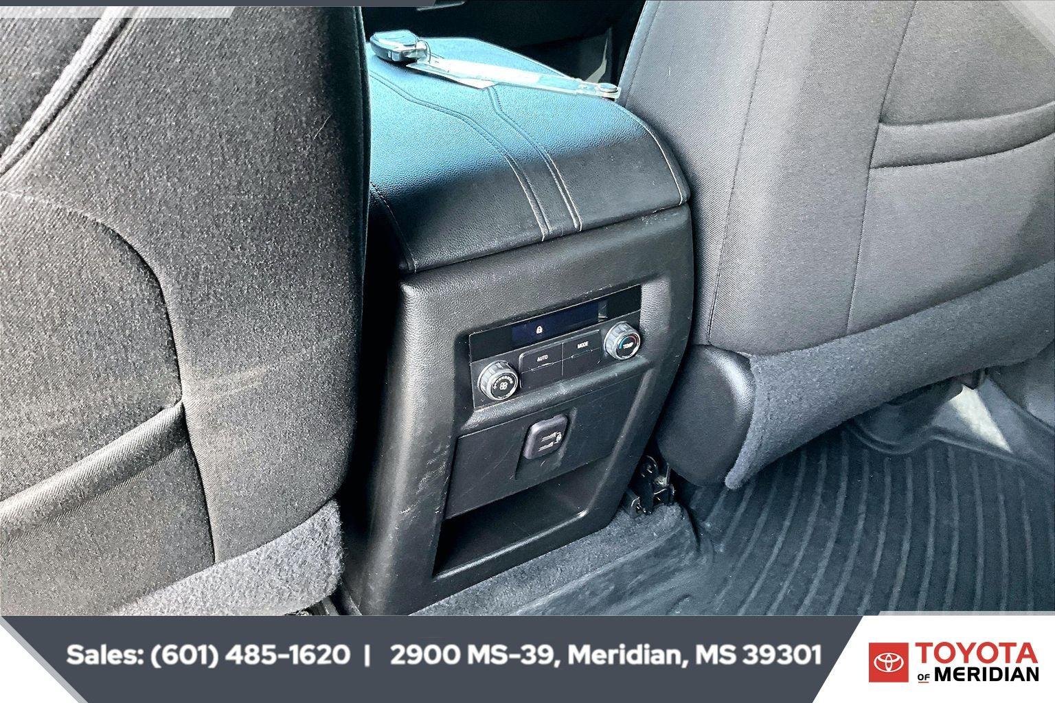 Used 2023 Mosaic Black Metallic Chevrolet LT Cloth image 25