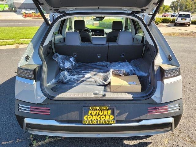 New 2026 Gray Hyundai SEL image 17