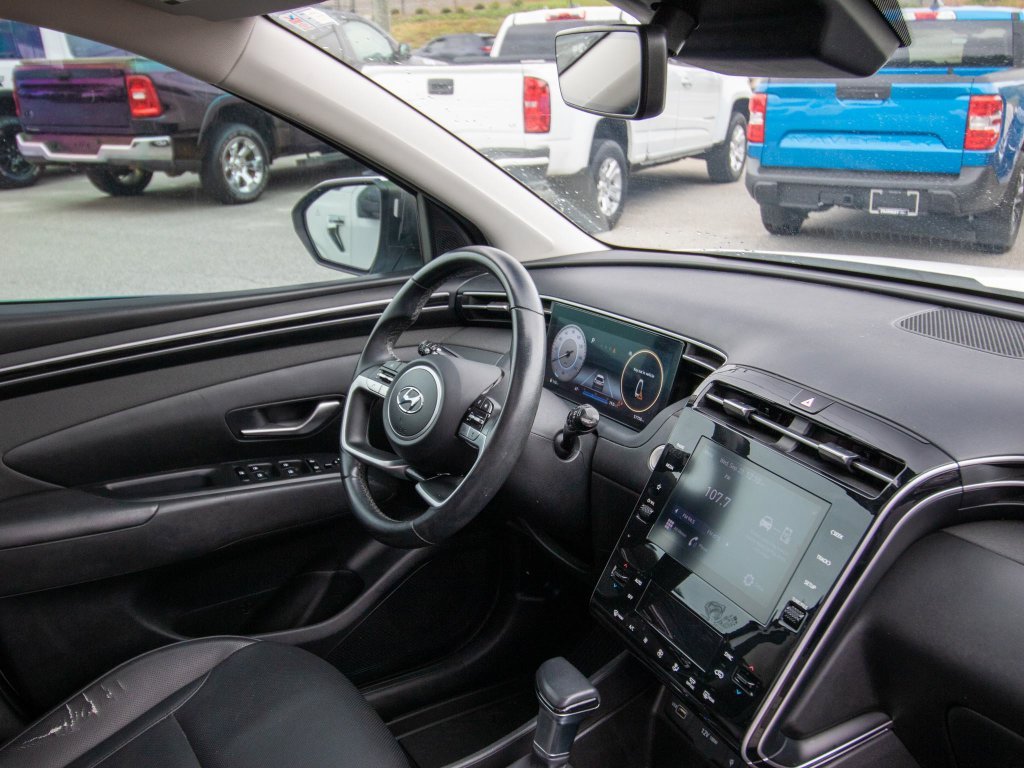 Used 2023 White Hyundai SEL image 20