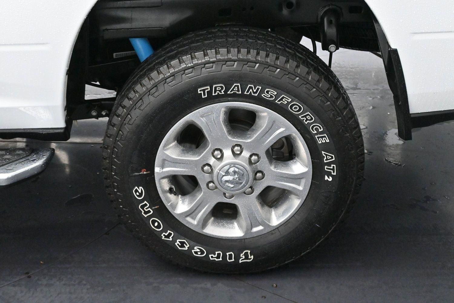 Used 2025 White Ram Big Horn image 33
