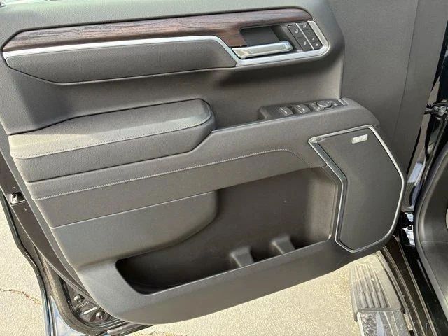 2026 GMC Sierra 1500 SLT - Photo 17