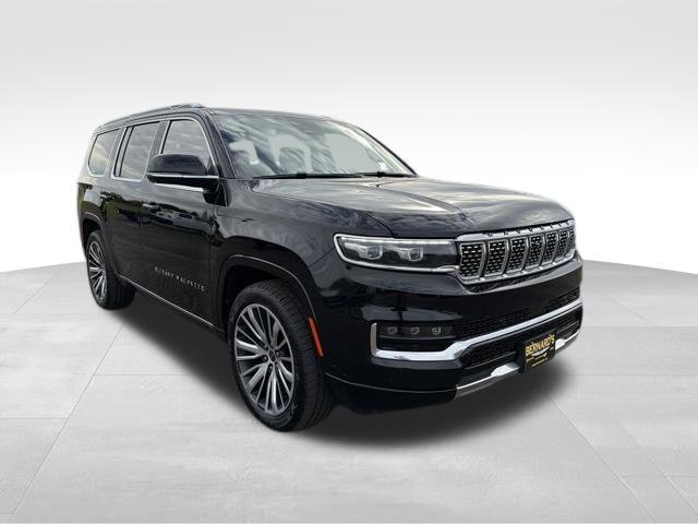 Used 2022 Black Jeep Series III image 4