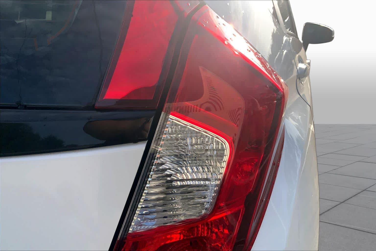 Used 2016 White Orchid Pearl Honda LX image 24