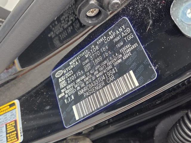 Used 2026 Black Hyundai SEL image 18