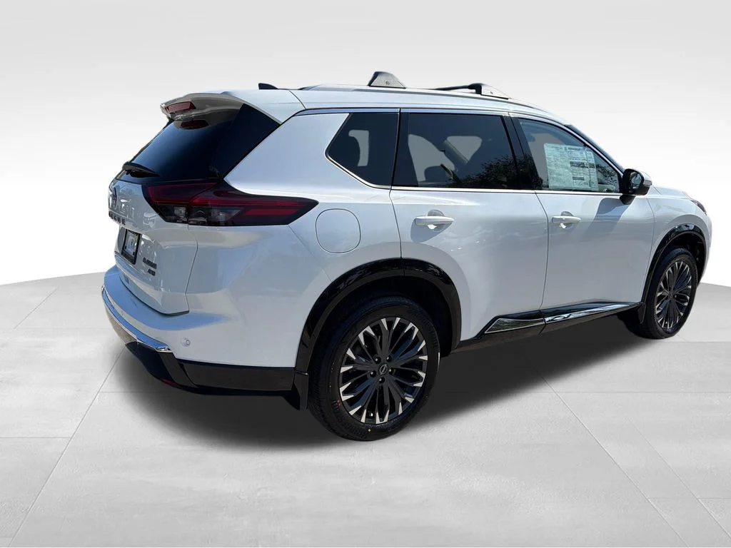 New 2026 Everest White Pearl TriCoat Nissan Platinum image 7