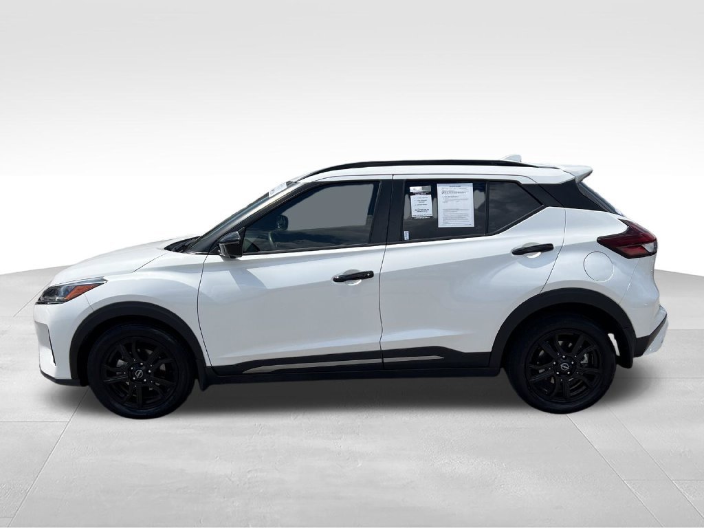 Used 2024 White Nissan SR image 3