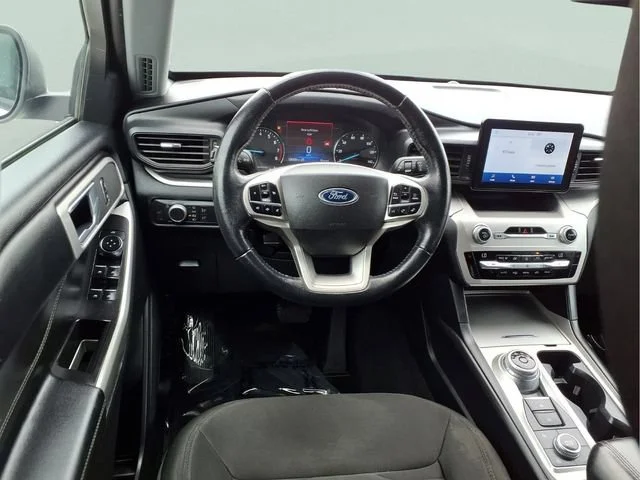 Used 2021  Ford XLT image 4