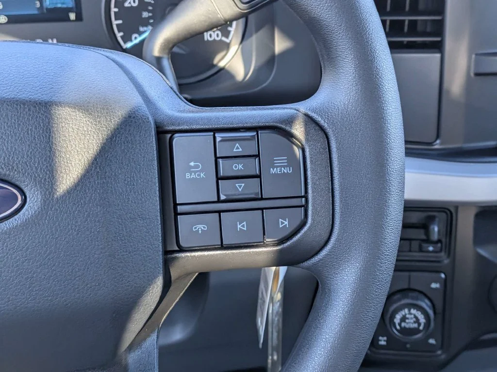New 2027 Carbonized Gray Metallic Ford F-250® XLT image 20