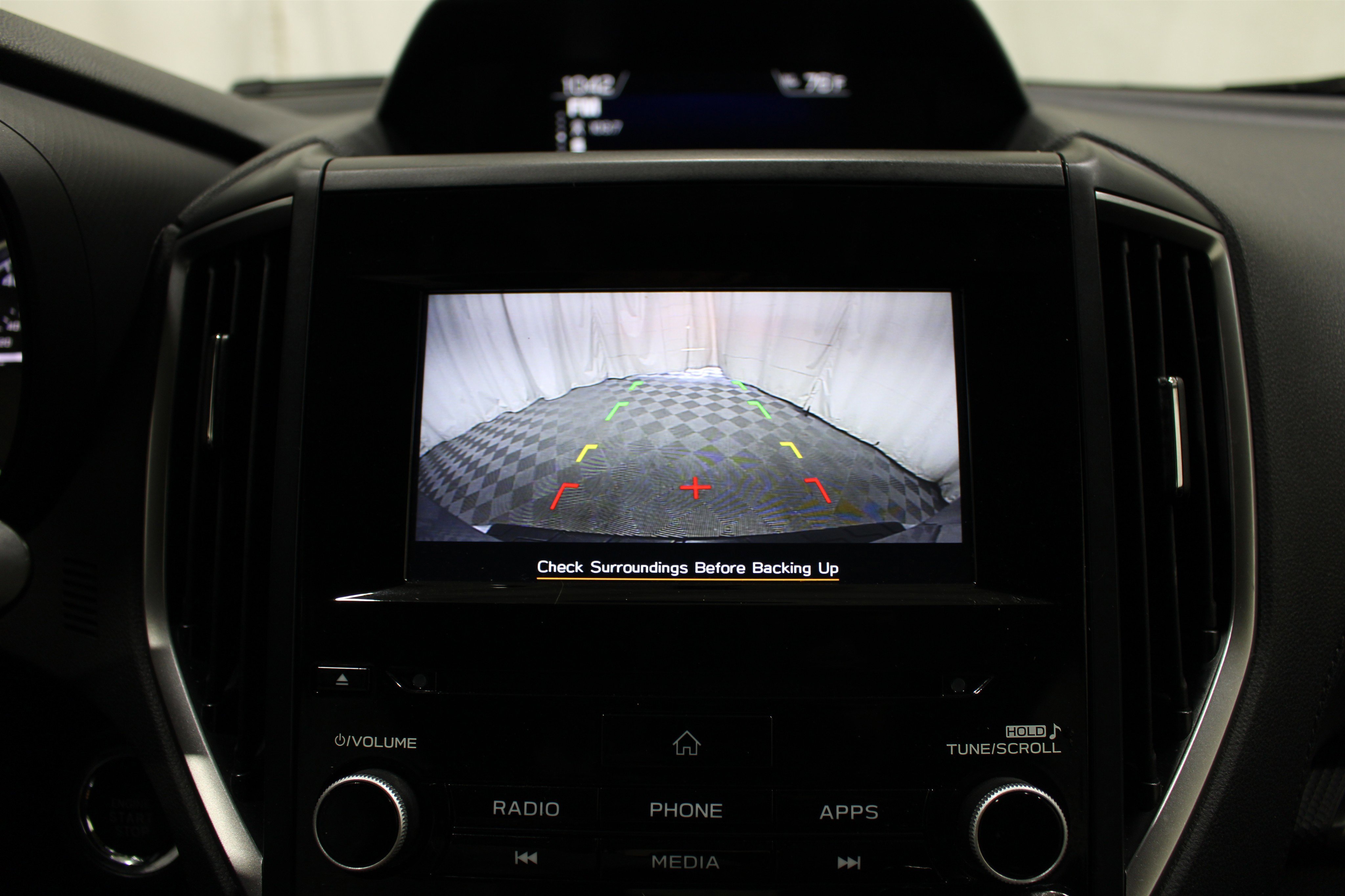 Used 2020 Ice Silver Metallic Subaru Premium image 16