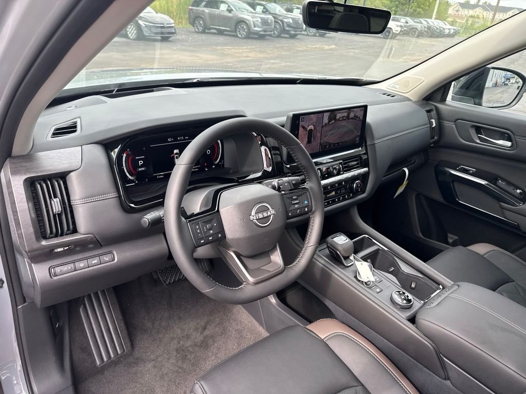 New 2026 Gray Nissan Platinum image 12
