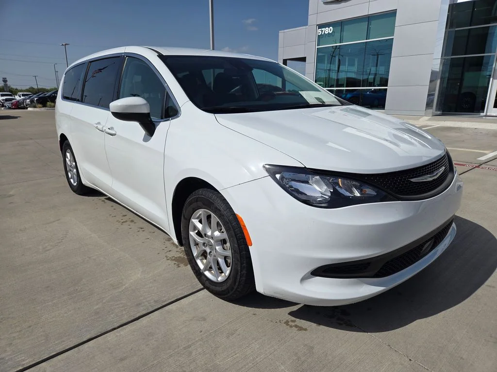 Used 2023 White Chrysler LX image 1