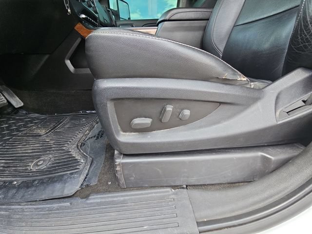 Used 2018 SUMMIT WHITE Chevrolet High Country image 22
