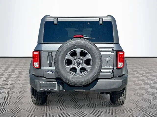 New 2026 Gray Metallic Ford Big Bend image 5