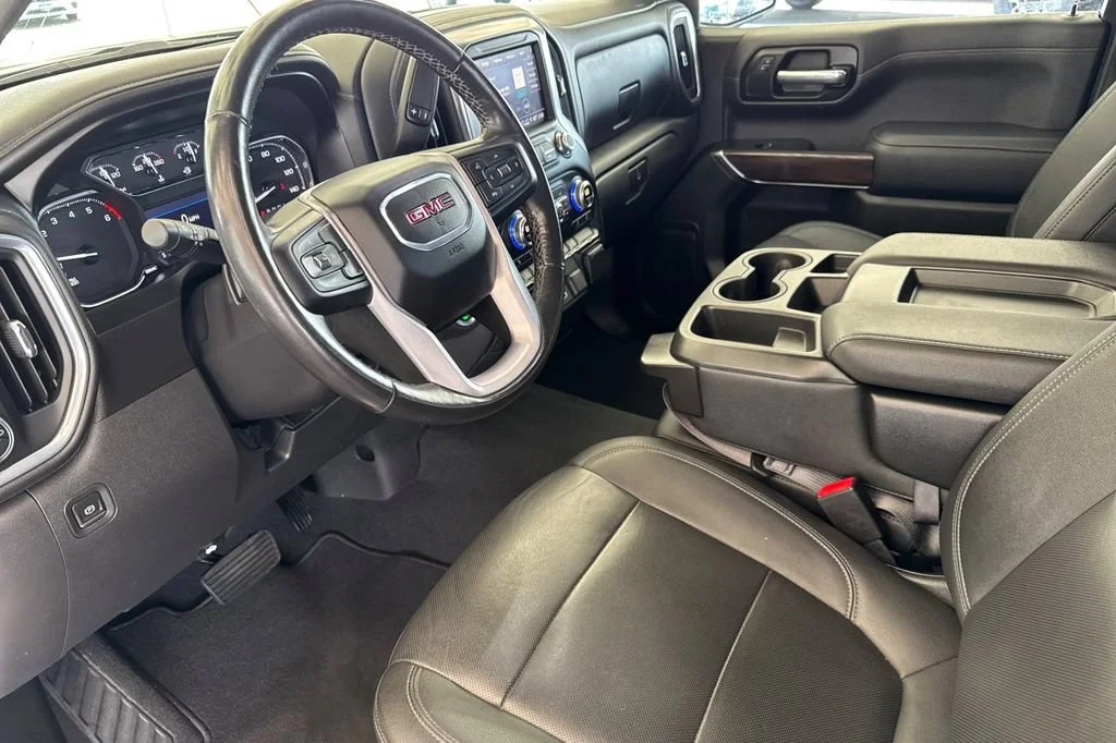 Used 2021 QUICKSILVER METALLIC GMC SLT image 10