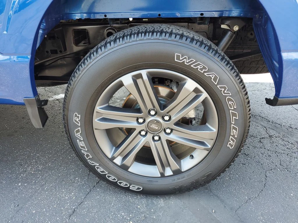 Certified Used 2023 Atlas Blue Metallic Ford XLT image 29