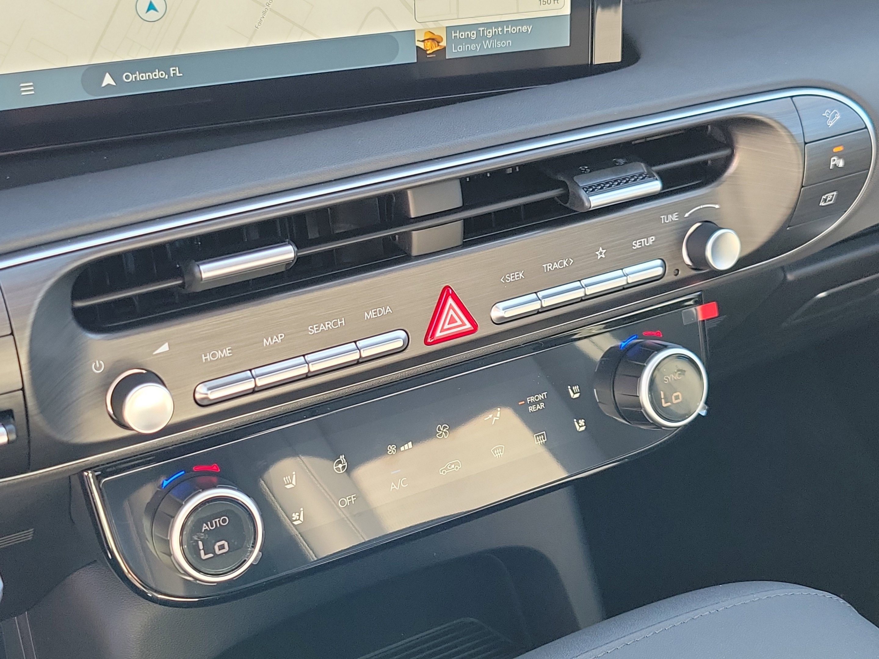 New 2026 Ecotronic Gray Pearl Hyundai Limited AWD image 32