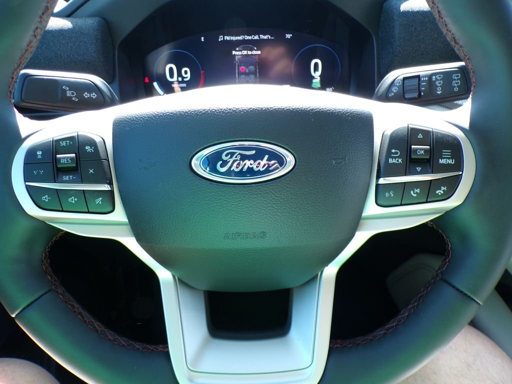 New 2026 Carbonized Gray Metallic Ford Active image 16
