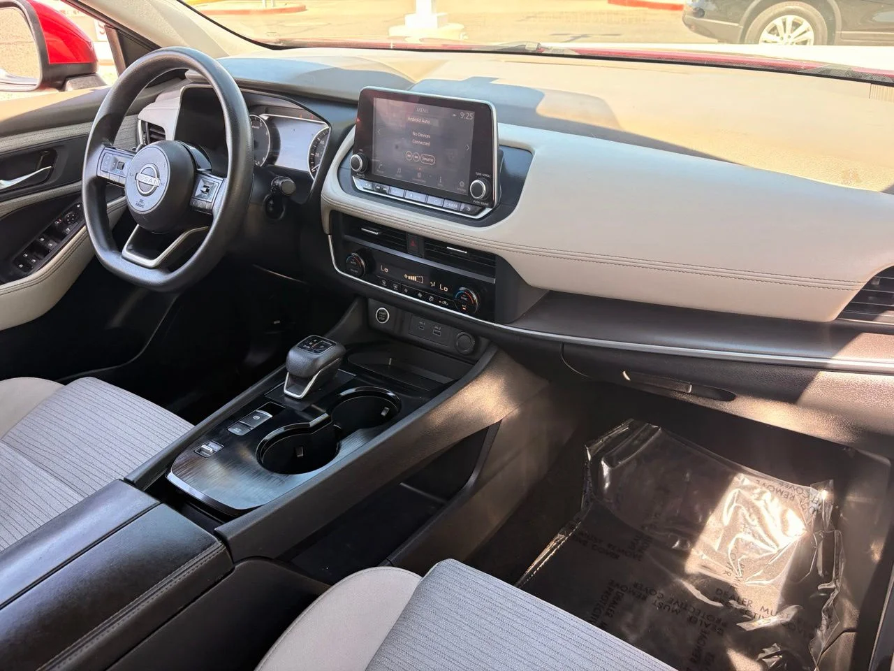 Used 2023 Scarlet Ember Tintcoat Nissan SV image 8