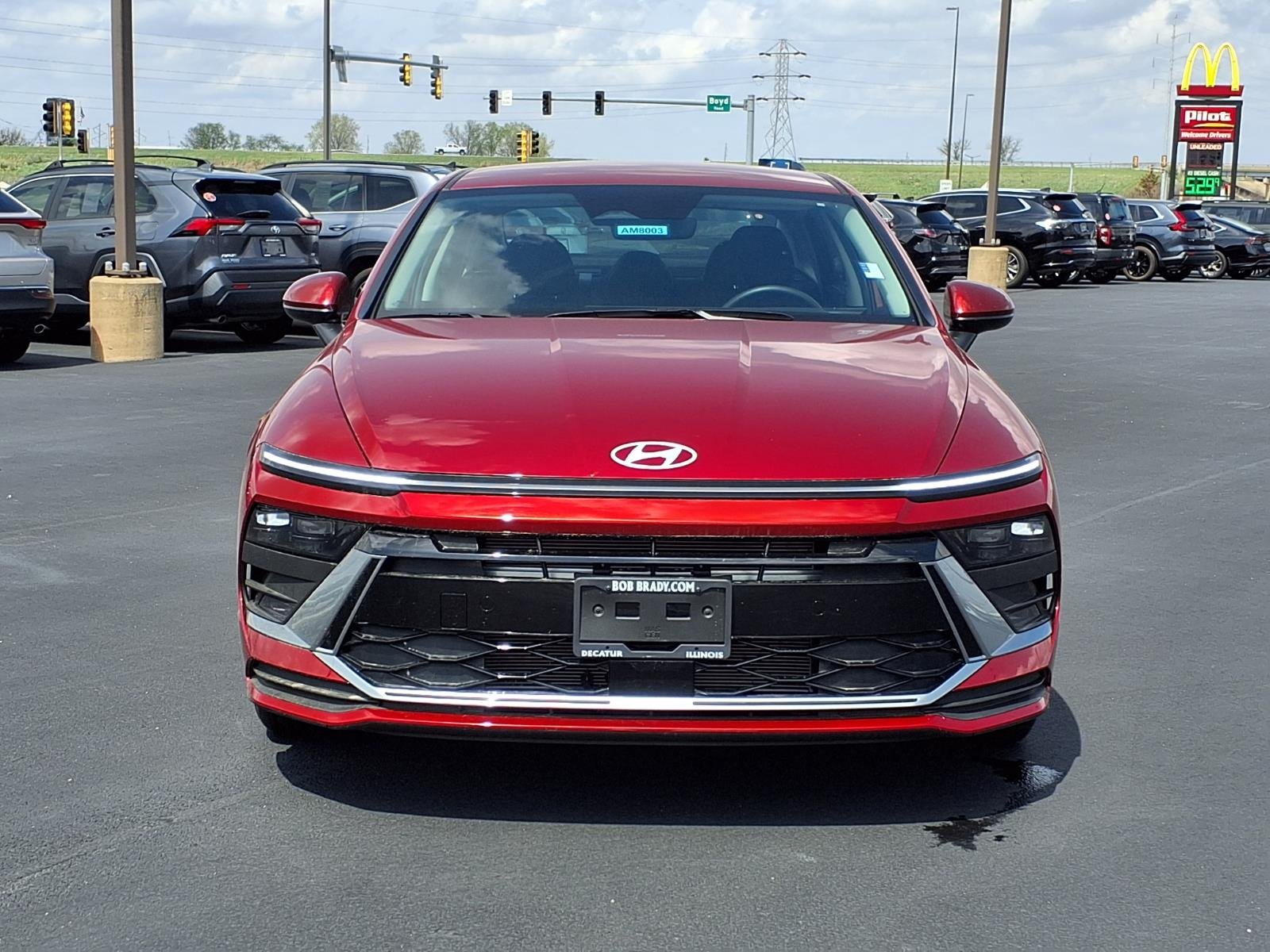 Used 2025 Ultimate Red Metallic Hyundai SE image 21
