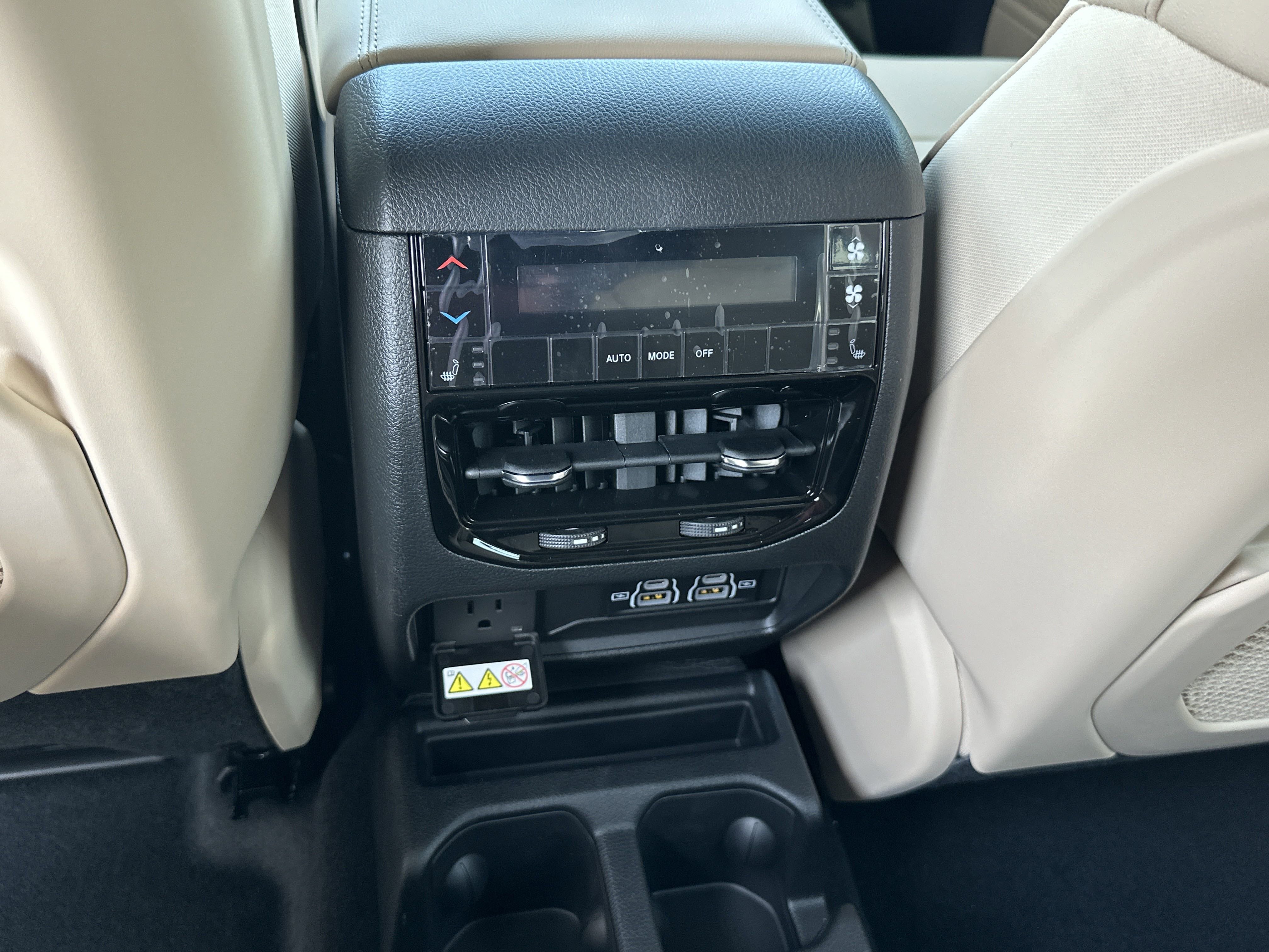 2025 Jeep Grand Cherokee L Limited - Photo 25