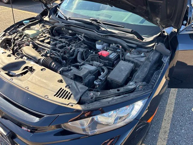 Certified Used 2018 Black Honda Si image 17