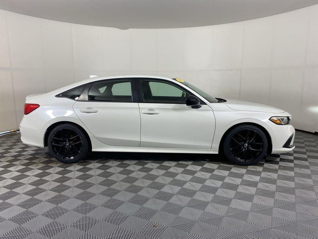 Used 2023 Lunar Silver Metallic Honda Sport image 11