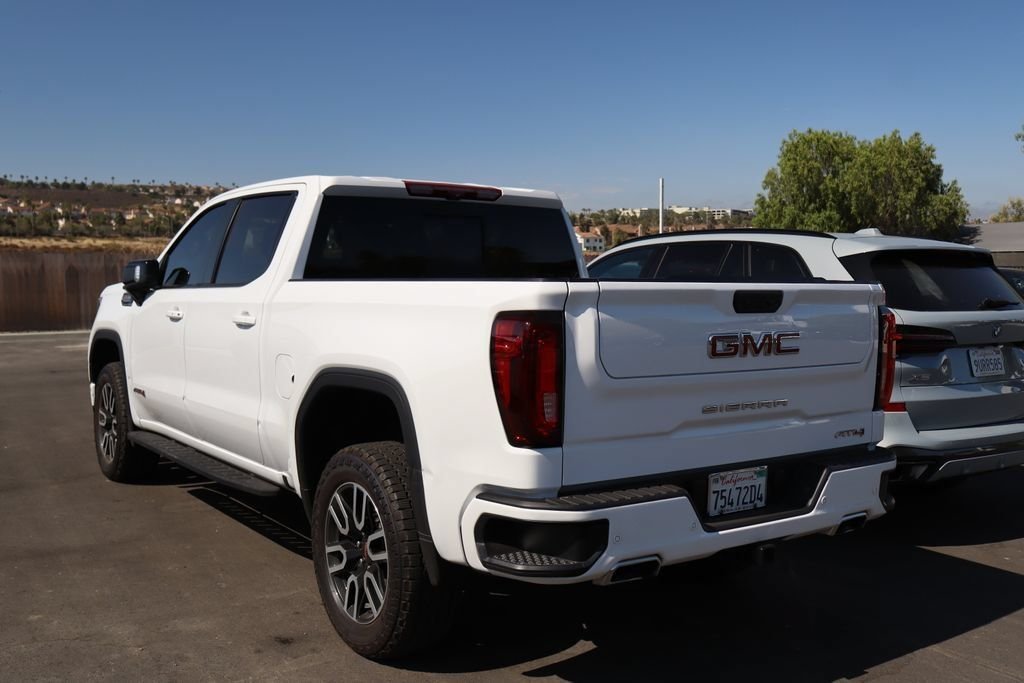 Used 2025 White GMC AT4 image 4