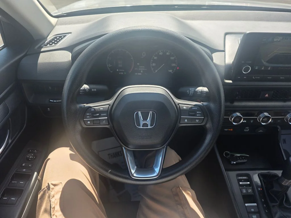 Used 2023 Lunar Silver Metallic Honda LX image 22